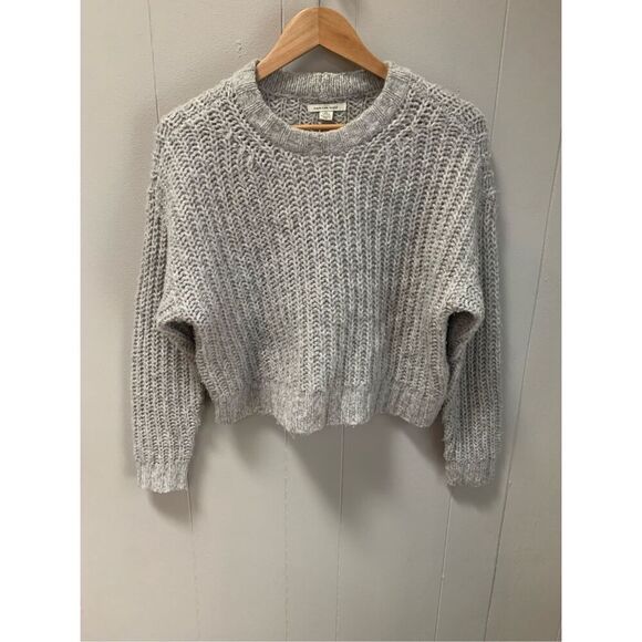 American Eagle Cropped CrewNeck Knit Sweater Gray Size XXS - Picture 1 of 6